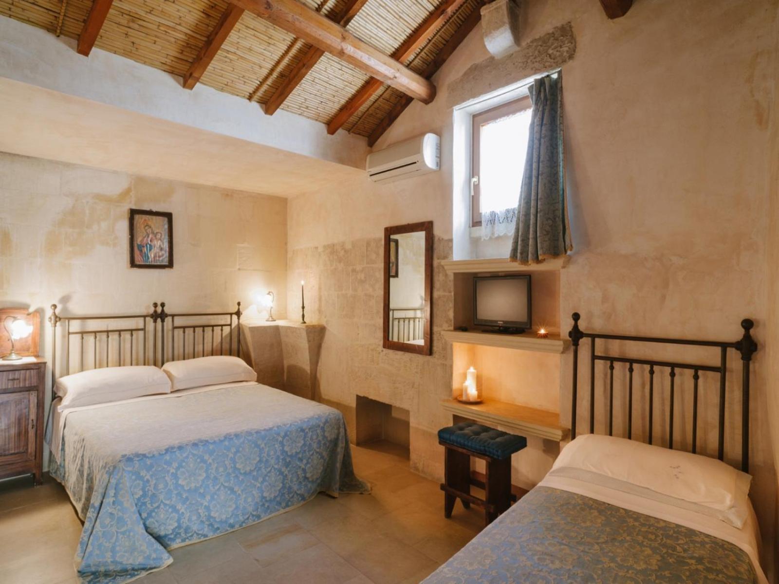 Borgoterra Bed & Breakfast Martano Exterior photo